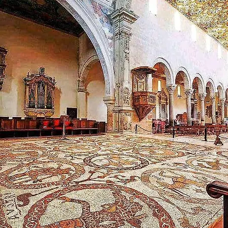 Raffaello Apartment *